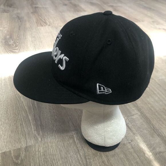 Las Vegas Raiders NFL Script New Era 59Fifty Fitted Baseball Hat Cap Black 7 1/2 - Picture 3 of 9